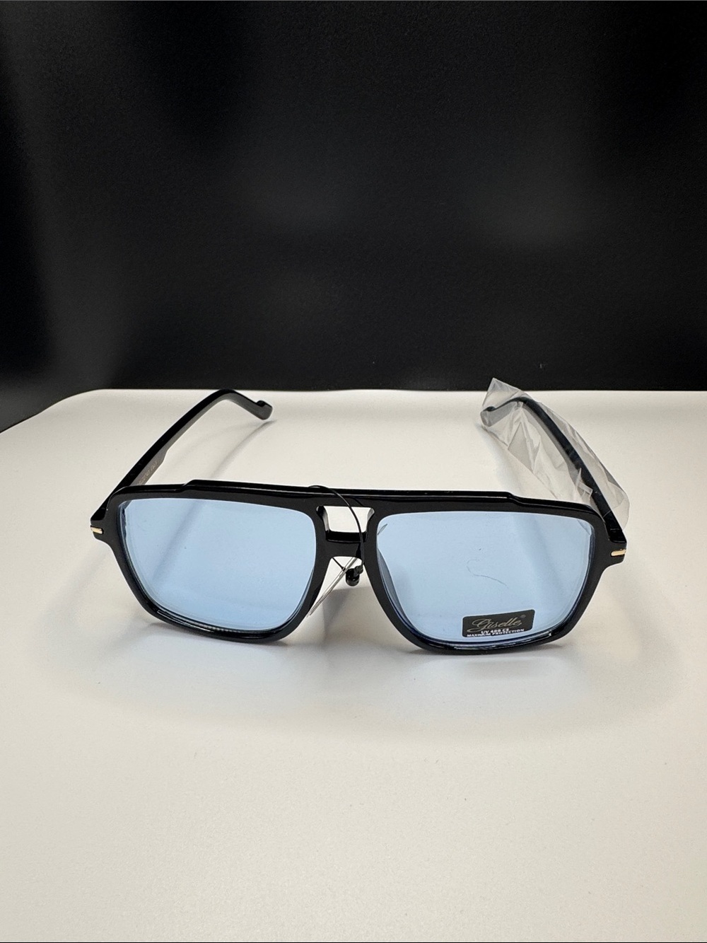 Aviator-Style Black Frame Sunglasses with Light Blue Lenses (3-4) UV 400 CE
